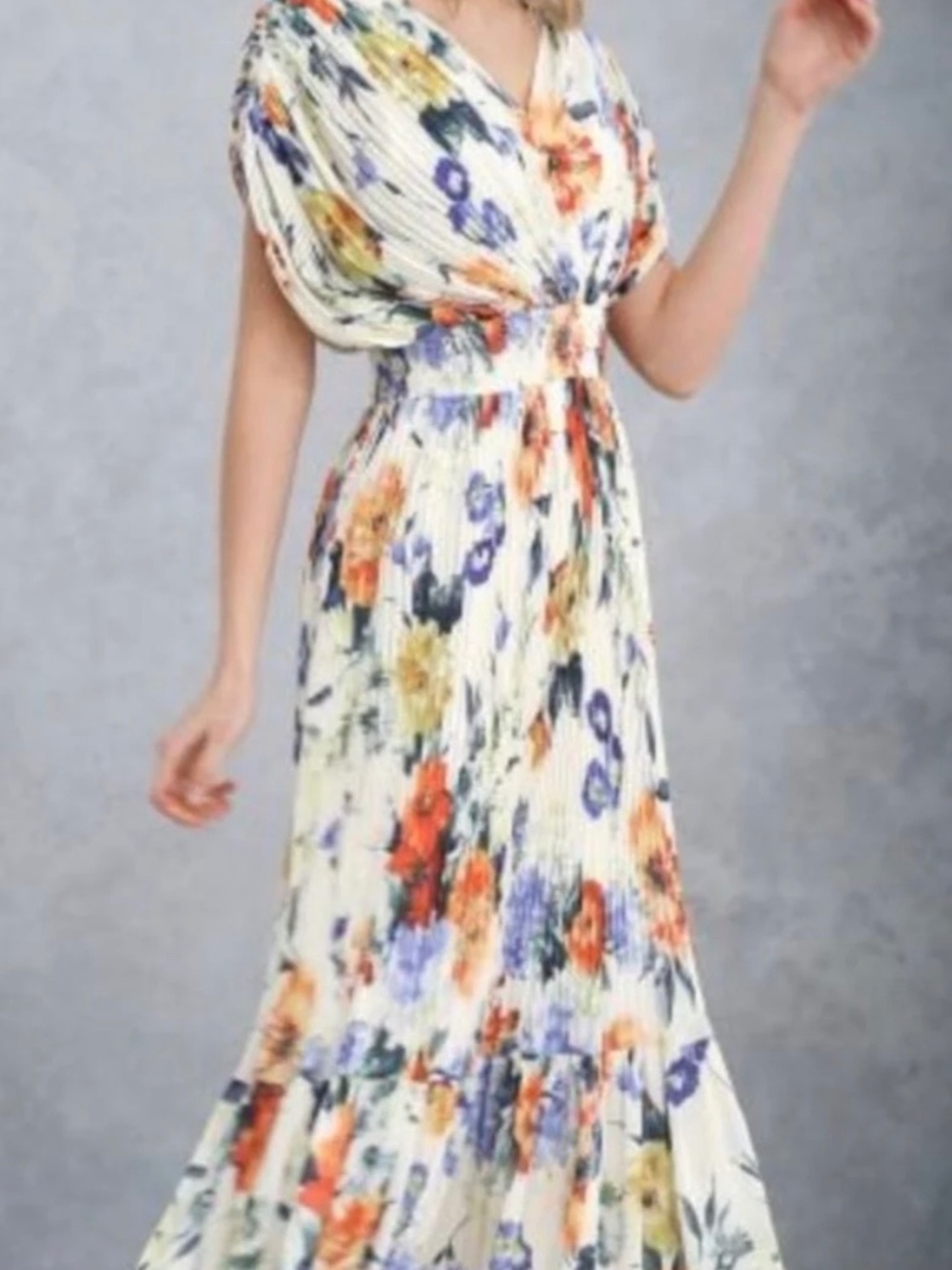 PLEATED MAXI DRESS GRACEFUL VERNAL BLOSSOM